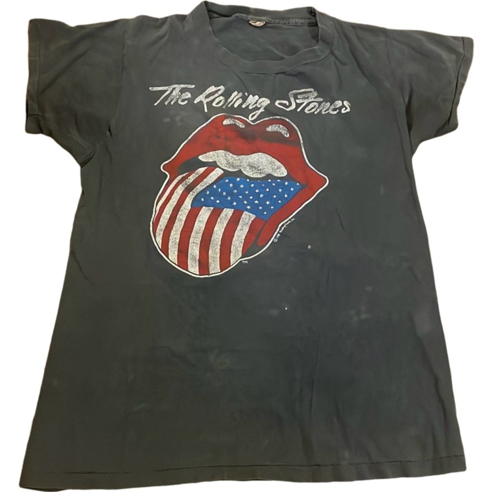 Authentic Rolling Stones concert T-shirt from 1981…. 🤙🏼